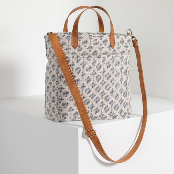 Window Shopper - Full Circle Weave