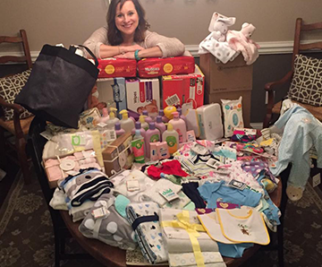 Nia Brown volunteering